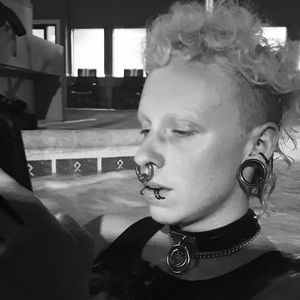 Meet your Posher, Charles